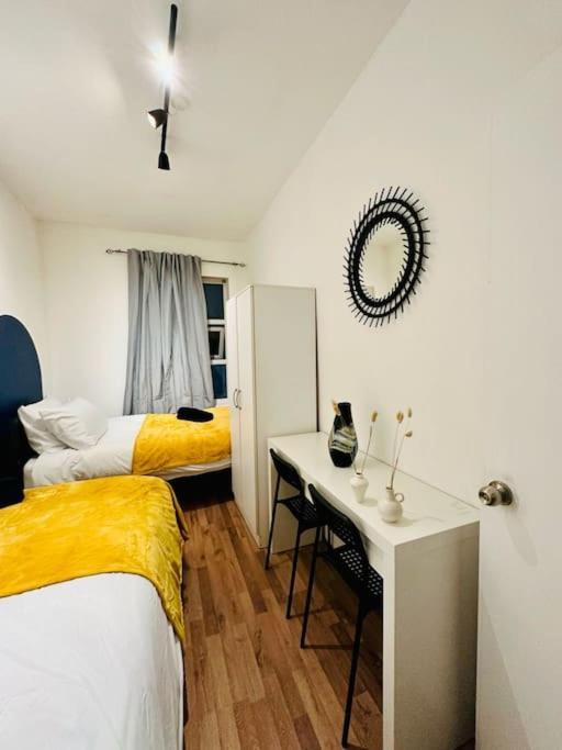 *Super Central 20Min To Big Ben* Apartment ลอนดอน ภายนอก รูปภาพ